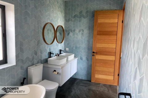 4 bedrooms Villa in Canggu, Badung, Indonesia No. 7615 2