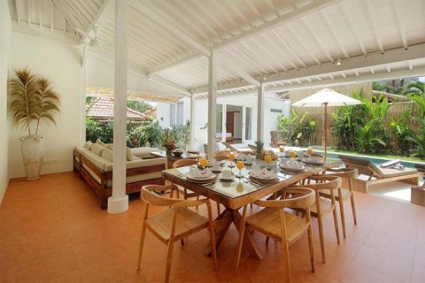 4 bedrooms Villa in Canggu, Badung, Indonesia No. 7586 9