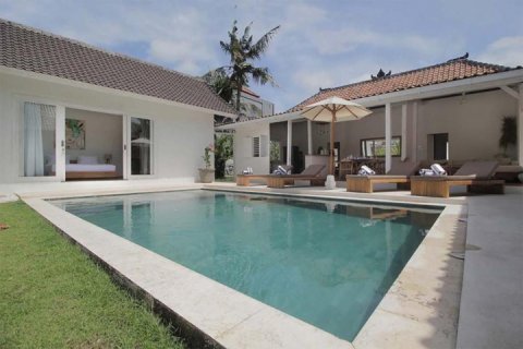 Вилла с 4 спальнями в Canggu, Бадунг, Индонезия № 7586