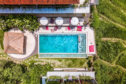 Вилла с 15 спальнями в Canggu, Бадунг, Индонезия № 10838 2