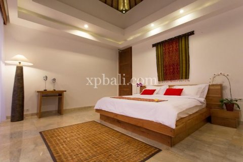 8 bedrooms Villa in Canggu, Badung, Indonesia No. 7970 12