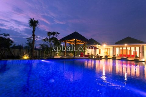 8 bedrooms Villa in Canggu, Badung, Indonesia No. 7970 4