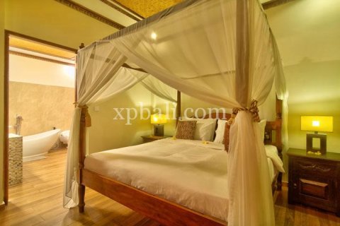 6 bedrooms Villa in South Kuta, Badung, Indonesia No. 7972 2