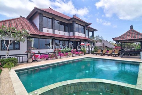 6 bedrooms Villa in South Kuta, Badung, Indonesia No. 7972