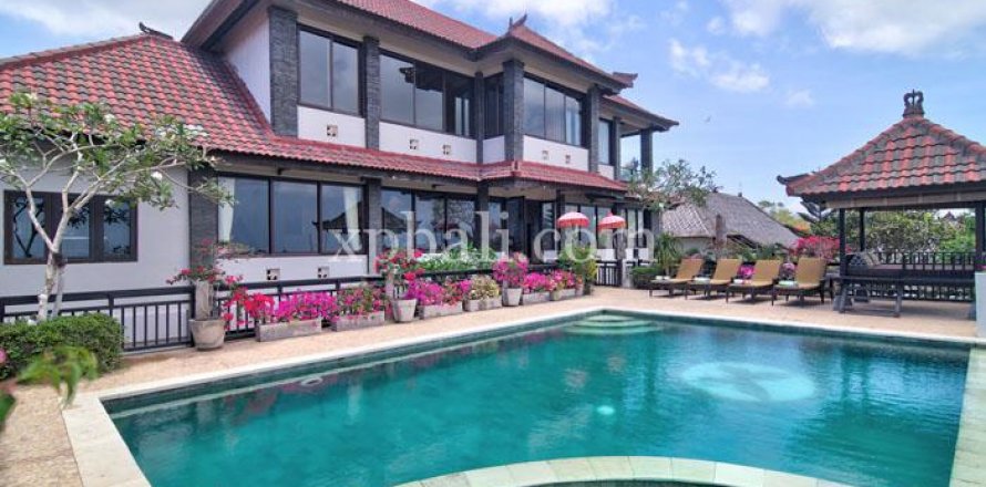 6 bedrooms Villa in South Kuta, Badung, Indonesia No. 7972