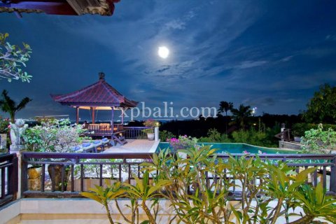 6 bedrooms Villa in South Kuta, Badung, Indonesia No. 7972 16