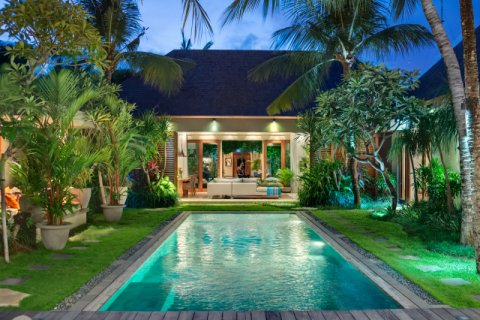 Вилла с 3 спальнями в Seminyak, Бадунг, Индонезия № 1006 16