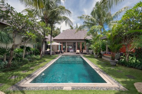 Вилла с 3 спальнями в Seminyak, Бадунг, Индонезия № 1006 2
