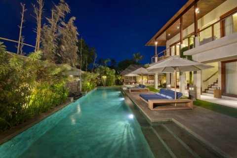 Вилла с 3 спальнями в Seminyak, Бадунг, Индонезия № 1008 2