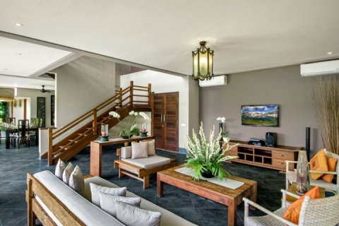 Вилла с 4 спальнями в Seminyak, Бадунг, Индонезия № 1009 8