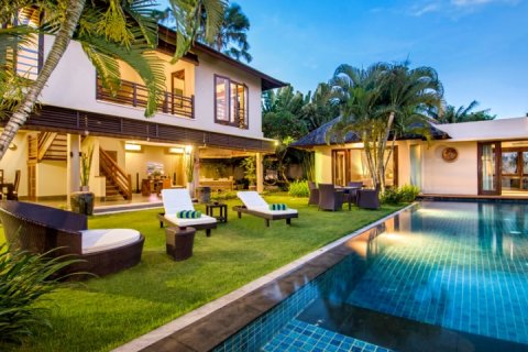 Вилла с 4 спальнями в Seminyak, Бадунг, Индонезия № 1009 7