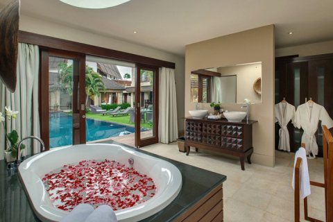 Вилла с 4 спальнями в Seminyak, Бадунг, Индонезия № 1009 25