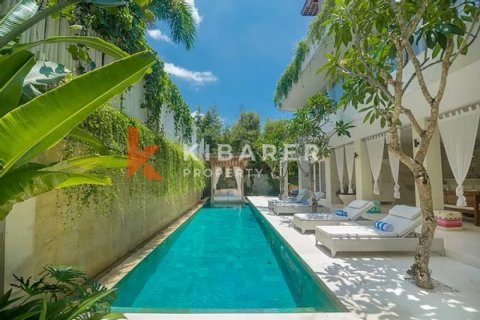 3 bedrooms Villa in Tibubeneng, Badung, Indonesia No. 13072