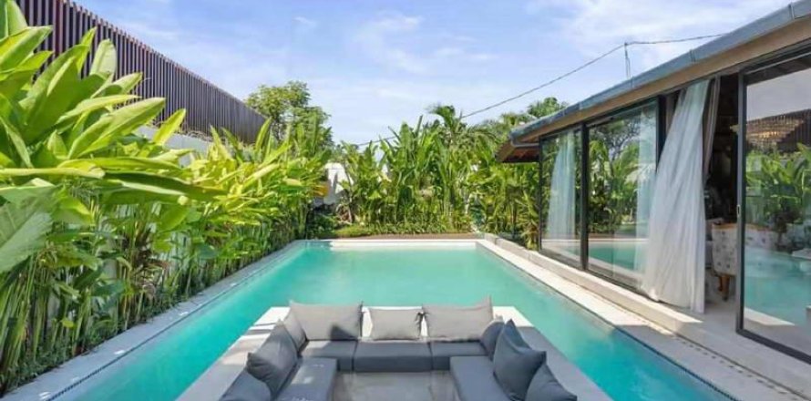 4 bedrooms Villa in Jimbaran, Badung, Indonesia No. 9224