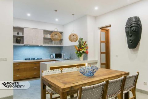 2 bedrooms Villa in Canggu, Badung, Indonesia No. 9226 2