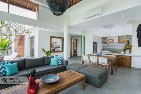 2 bedrooms Villa in Canggu, Badung, Indonesia No. 9226 14