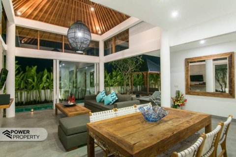 2 bedrooms Villa in Canggu, Badung, Indonesia No. 9226 3