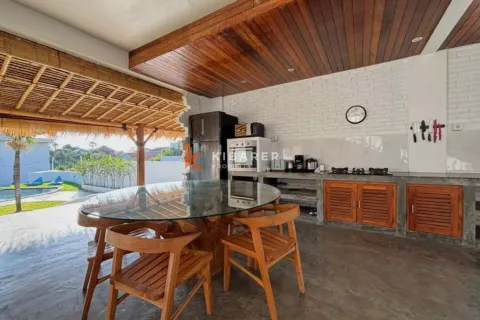 Вилла с 4 спальнями в Canggu, Бадунг, Индонезия № 12528 8