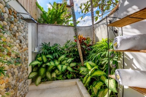 3 bedrooms Villa in Seminyak, Badung, Indonesia No. 1335 16