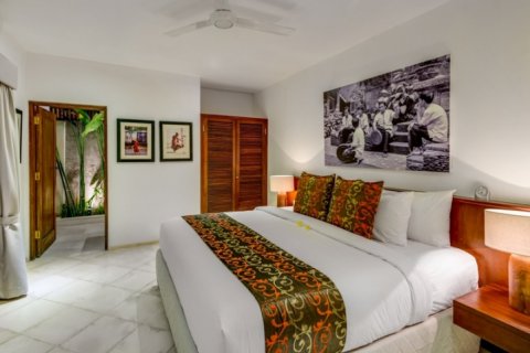 3 bedrooms Villa in Seminyak, Badung, Indonesia No. 1335 23