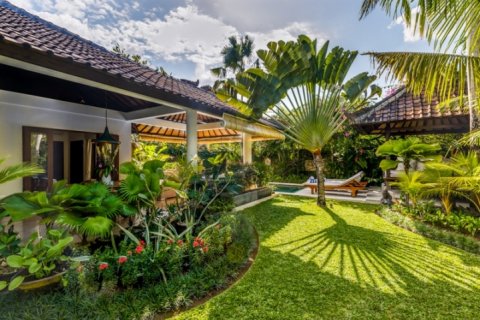 3 bedrooms Villa in Seminyak, Badung, Indonesia No. 1335 8