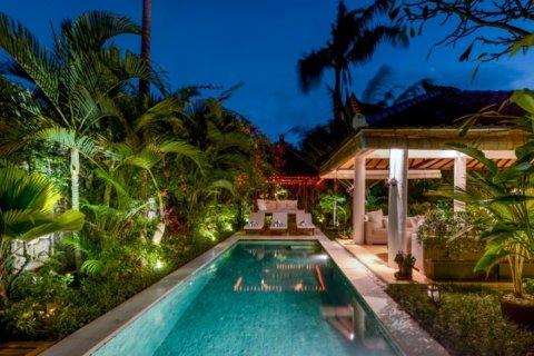 3 bedrooms Villa in Seminyak, Badung, Indonesia No. 1335 7