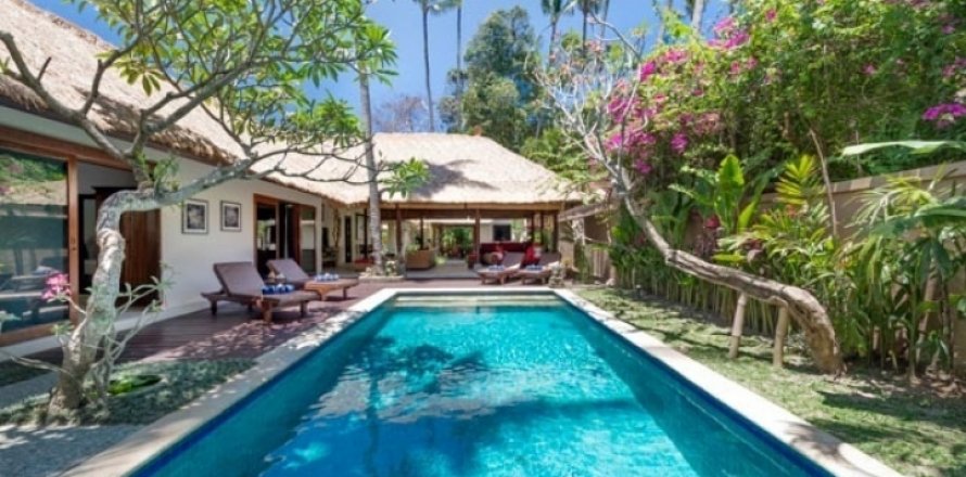 4 bedrooms Villa in Seminyak, Badung, Indonesia No. 1330