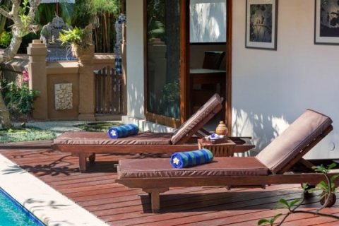4 bedrooms Villa in Seminyak, Badung, Indonesia No. 1330 13