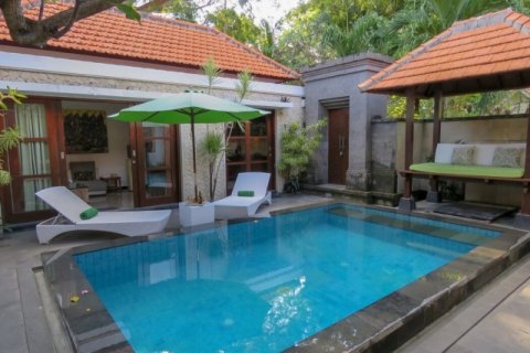 6 bedrooms Villa in South Denpasar, Denpasar, Indonesia No. 1332