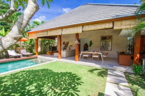 2 bedrooms Villa in Kerobokan, Badung, Indonesia No. 1301