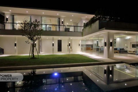 3 bedrooms Villa in Seminyak, Badung, Indonesia No. 9036 4