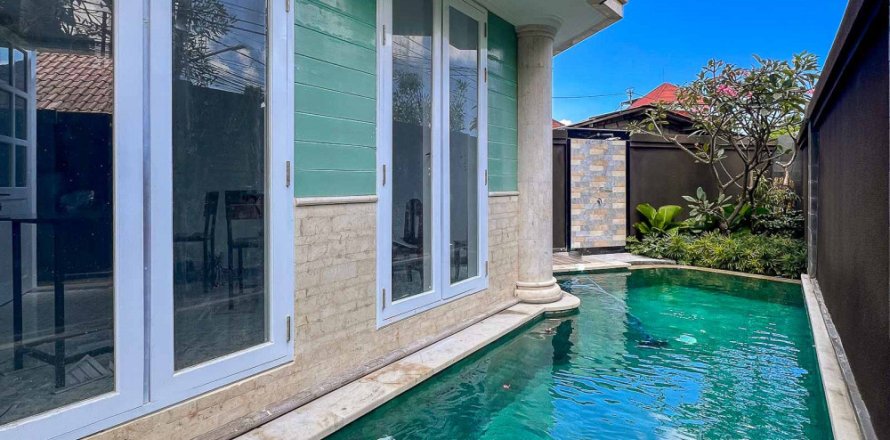 3 bedrooms Villa in Badung, Indonesia No. 11144