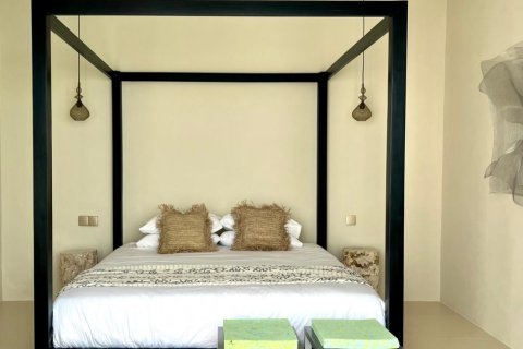 2 bedrooms Villa in Kuta, Badung, Indonesia No. 11141 2