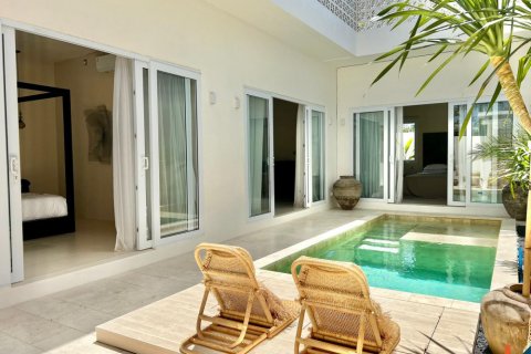 2 bedrooms Villa in Kuta, Badung, Indonesia No. 11141