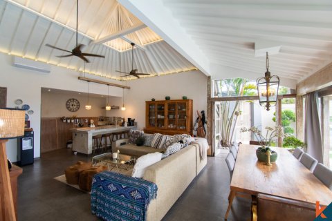 4 bedrooms Villa in Kerobokan, Badung, Indonesia No. 11140 11