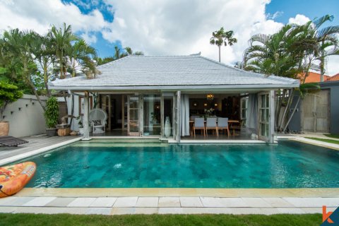 4 bedrooms Villa in Kerobokan, Badung, Indonesia No. 11140 4