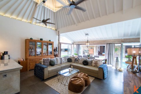 4 bedrooms Villa in Kerobokan, Badung, Indonesia No. 11140 7