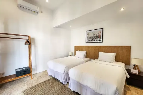 7 bedrooms Villa in Kuta, Badung, Indonesia No. 10532 12