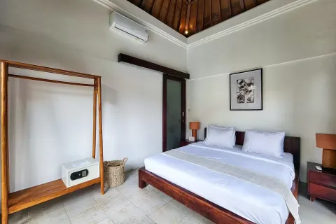 7 bedrooms Villa in Kuta, Badung, Indonesia No. 10532 14