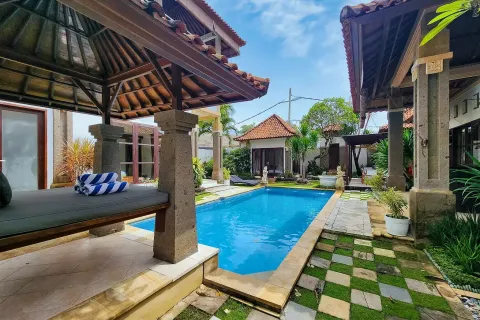7 bedrooms Villa in Kuta, Badung, Indonesia No. 10532 4