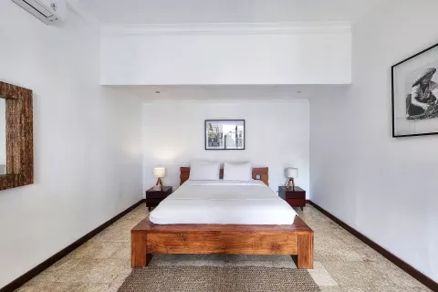 7 bedrooms Villa in Kuta, Badung, Indonesia No. 10532 19