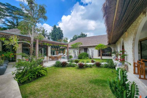 6 bedrooms Villa in Ubud, Gianyar, Indonesia No. 10580 2