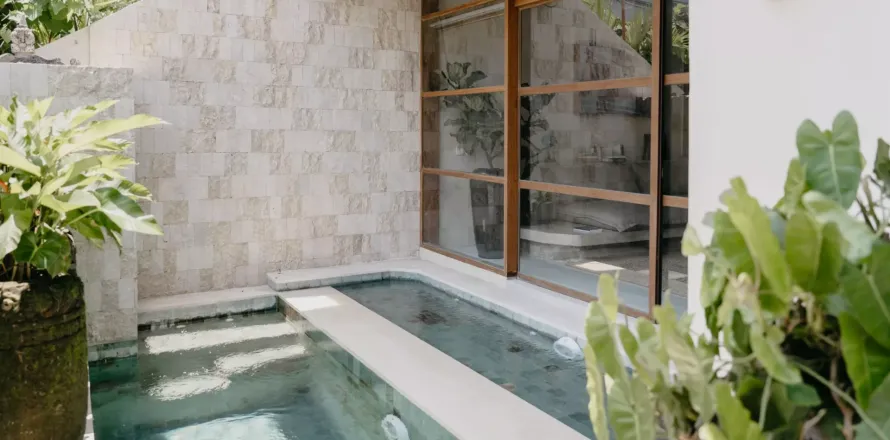 3 bedrooms Villa in Canggu, Badung, Indonesia No. 10581