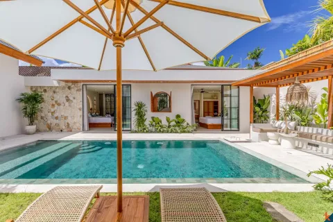 4 bedrooms Villa in Tibubeneng, Badung, Indonesia No. 10192 3