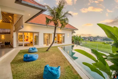 3 bedrooms Villa in Canggu, Badung, Indonesia No. 10229
