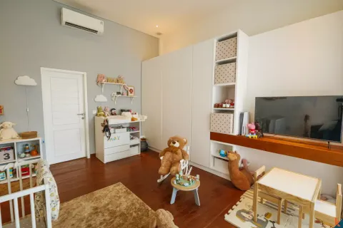 4 bedrooms Villa in South Denpasar, Denpasar, Indonesia No. 13239 21