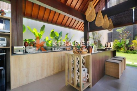 4 bedrooms Villa in Ungasan, Badung, Indonesia No. 12558 13