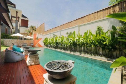 4 bedrooms Villa in Ungasan, Badung, Indonesia No. 12558 7