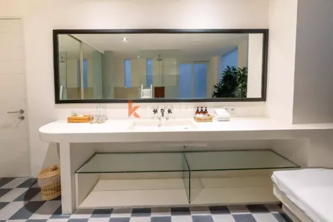 Вилла с 3 спальнями в Kerobokan, Бадунг, Индонезия № 12552 3