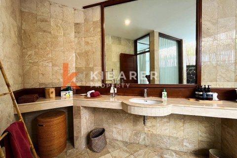 3 bedrooms Villa in Tibubeneng, Badung, Indonesia No. 13034 14
